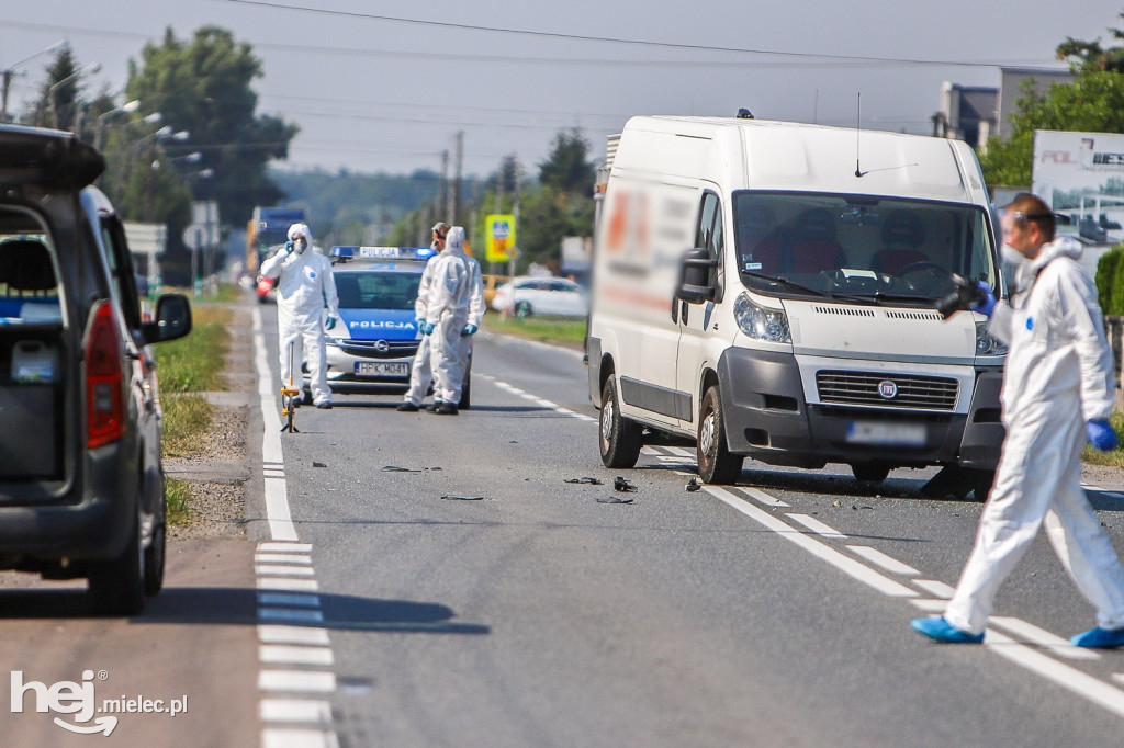 Wypadek z udziałem karetki w Woli Mieleckiej