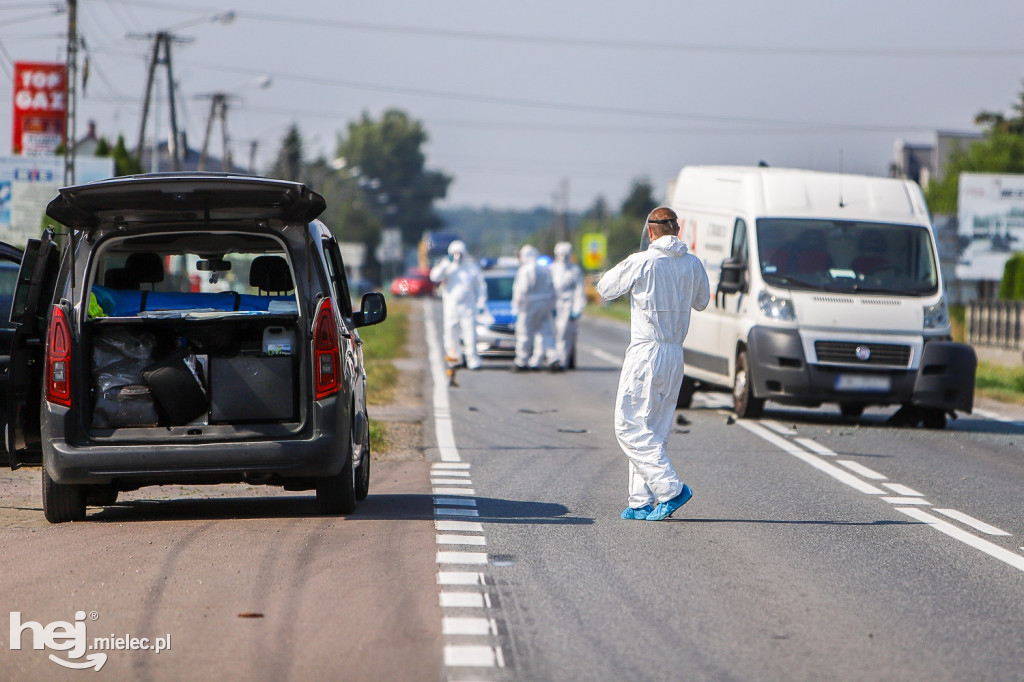 Wypadek z udziałem karetki w Woli Mieleckiej