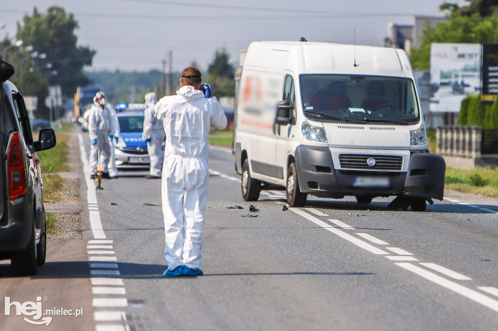 Wypadek z udziałem karetki w Woli Mieleckiej