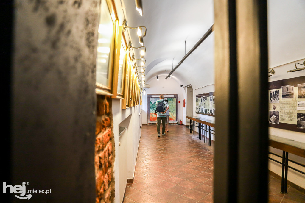 Nowa wystawa fotograficzna w Zamku Baranów Sandomierski