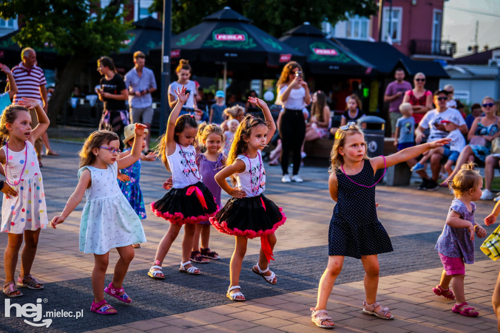 Roztańczony Rynek z Kawałkiem podłogi
