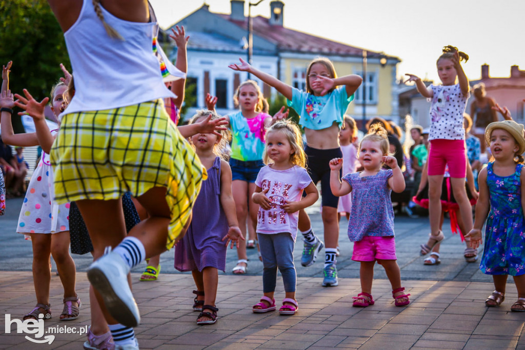Roztańczony Rynek z Kawałkiem podłogi
