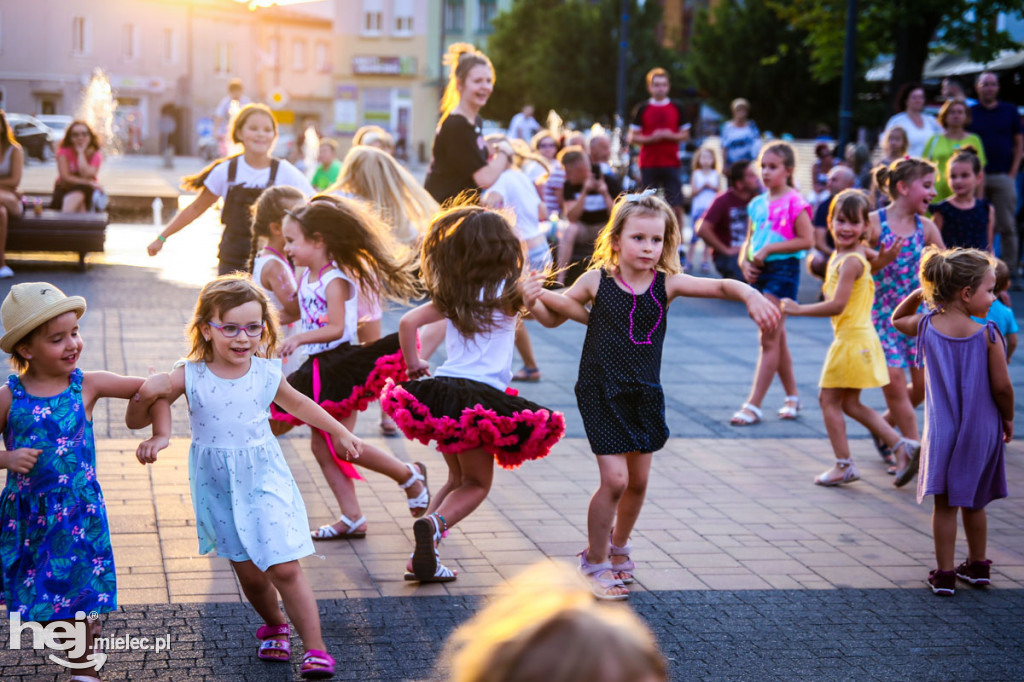 Roztańczony Rynek z Kawałkiem podłogi