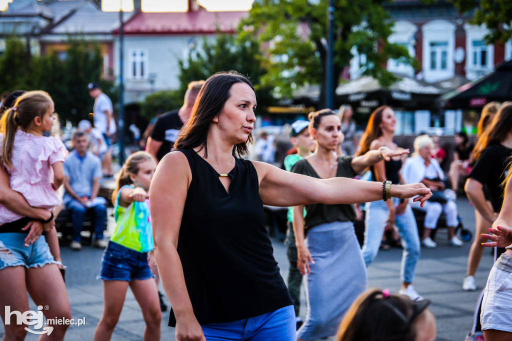 Roztańczony Rynek z Kawałkiem podłogi