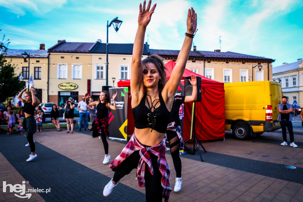 Roztańczony Rynek z Kawałkiem podłogi