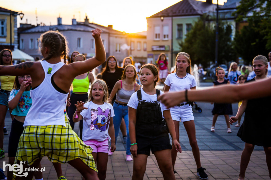 Roztańczony Rynek z Kawałkiem podłogi