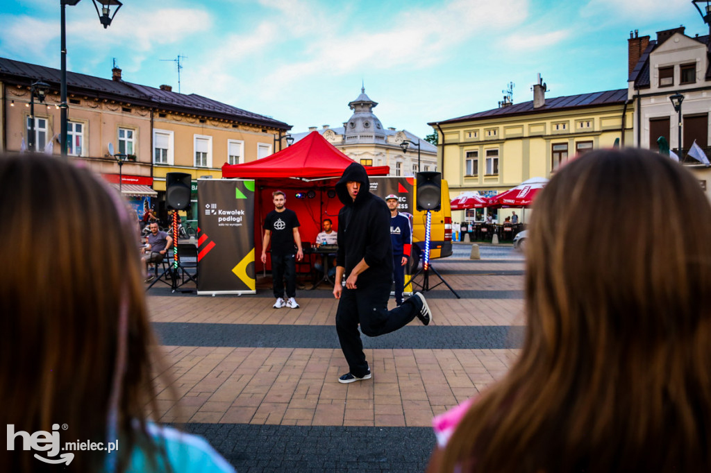 Roztańczony Rynek z Kawałkiem podłogi