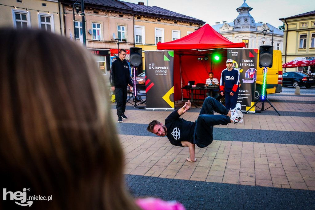 Roztańczony Rynek z Kawałkiem podłogi