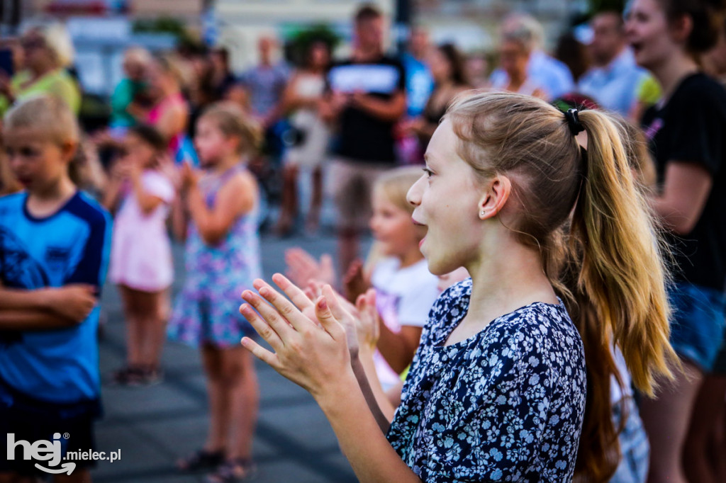 Roztańczony Rynek z Kawałkiem podłogi