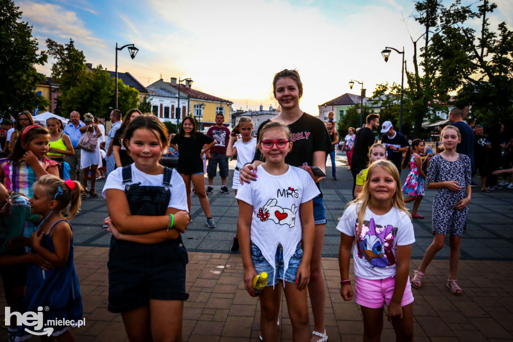 Roztańczony Rynek z Kawałkiem podłogi