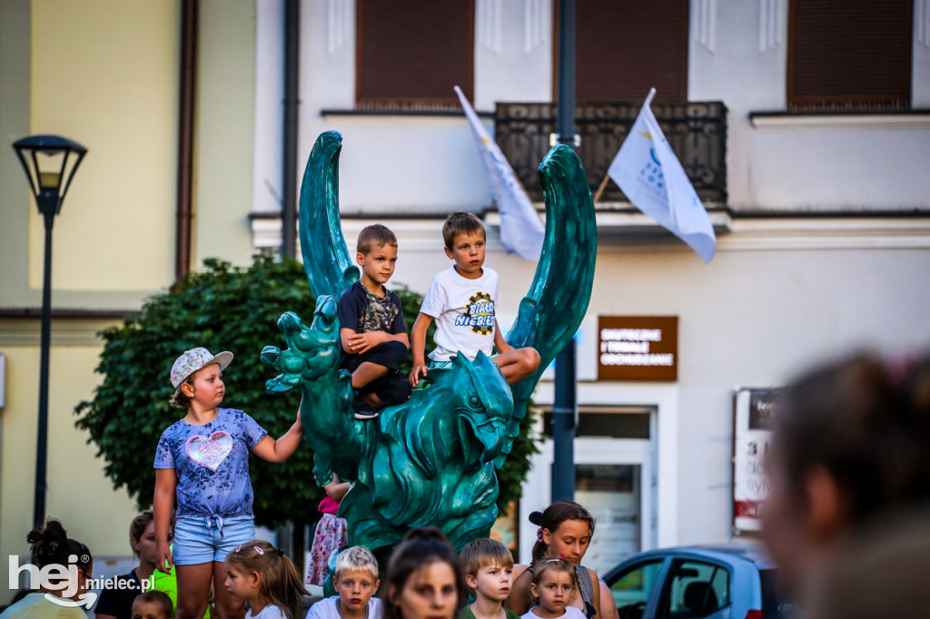 Roztańczony Rynek z Kawałkiem podłogi