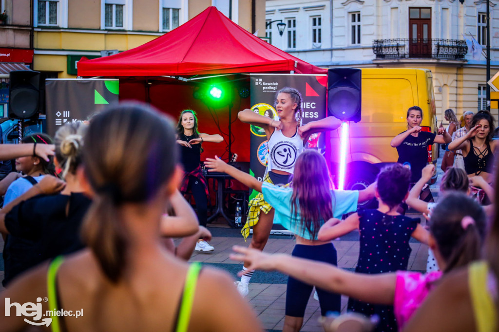 Roztańczony Rynek z Kawałkiem podłogi