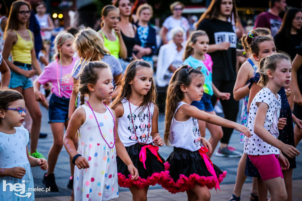 Roztańczony Rynek z Kawałkiem podłogi