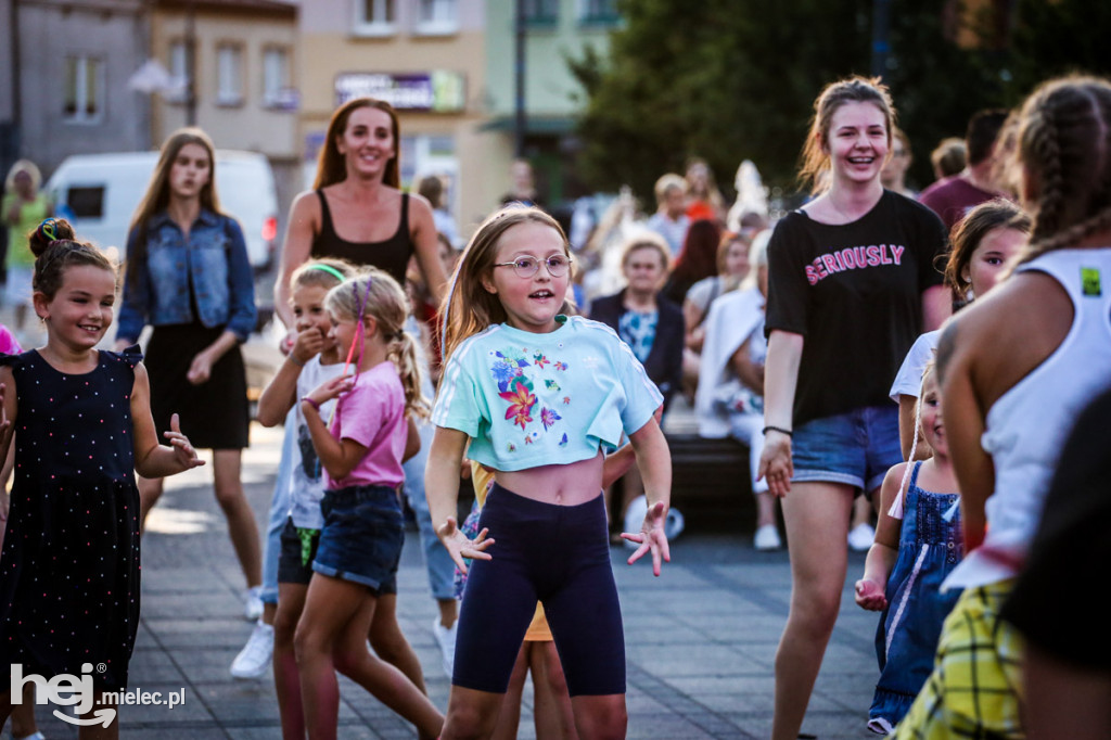 Roztańczony Rynek z Kawałkiem podłogi