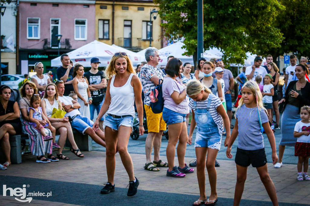 Roztańczony Rynek z Kawałkiem podłogi