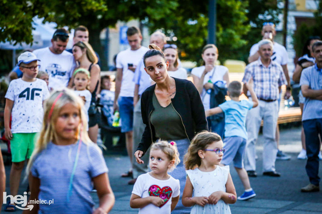 Roztańczony Rynek z Kawałkiem podłogi