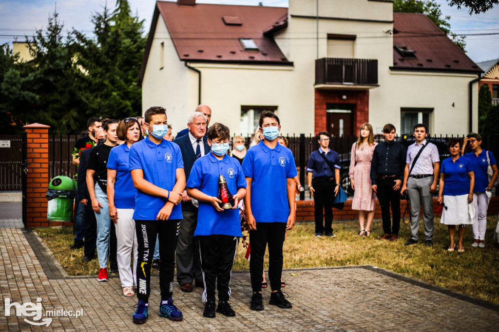 100-lecie Bitwy Warszawskiej: pamiętają o bohaterach