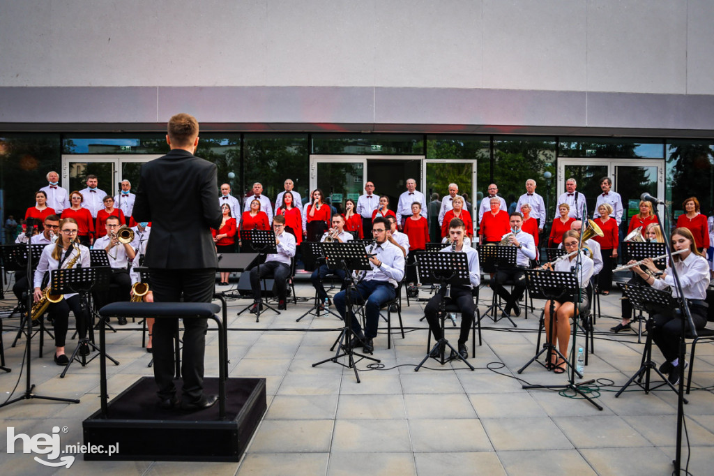 100-lecie Bitwy Warszawskiej: koncert SCK przy bibliotece