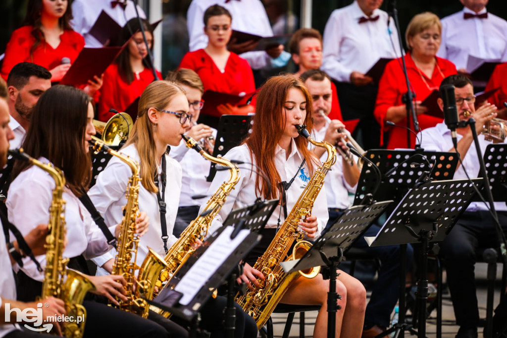 100-lecie Bitwy Warszawskiej: koncert SCK przy bibliotece