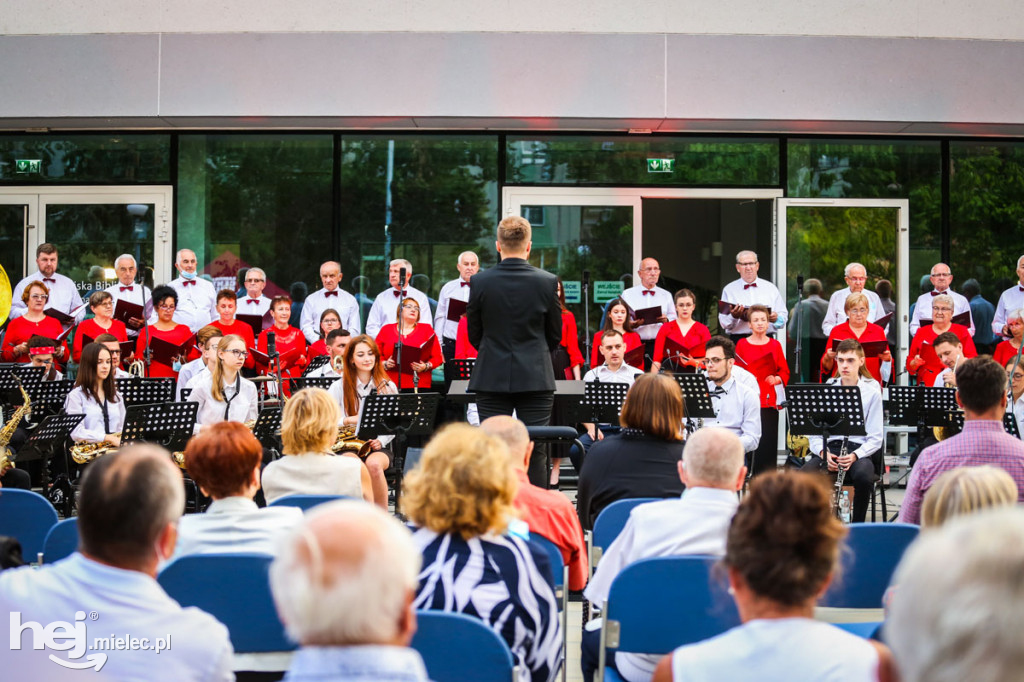 100-lecie Bitwy Warszawskiej: koncert SCK przy bibliotece