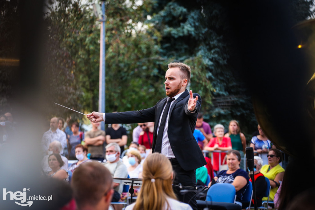 100-lecie Bitwy Warszawskiej: koncert SCK przy bibliotece