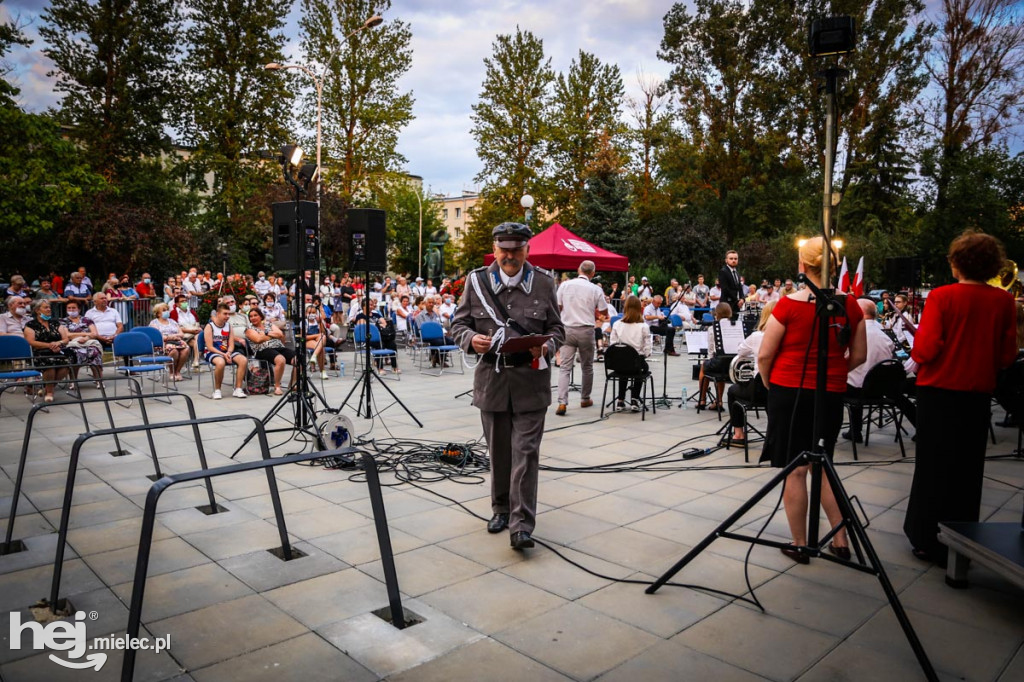 100-lecie Bitwy Warszawskiej: koncert SCK przy bibliotece
