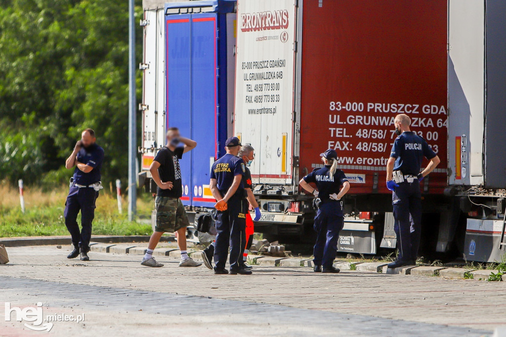 Chciał uciec na zachód? Policjanci wyjęli Afgańczyka z ciężarówki na Strefie