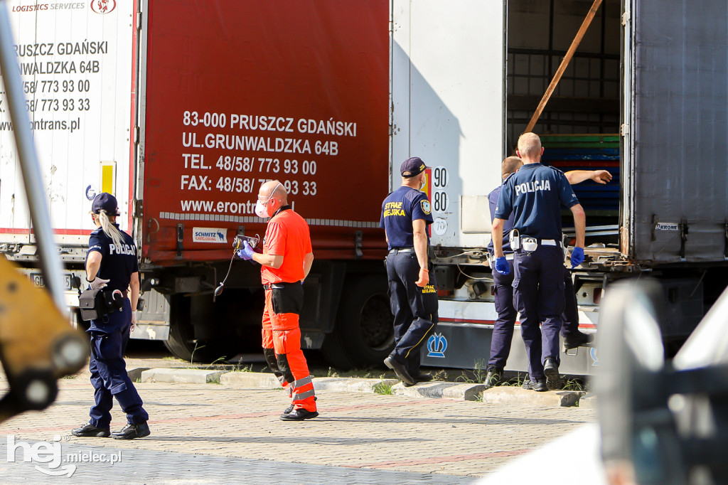 Chciał uciec na zachód? Policjanci wyjęli Afgańczyka z ciężarówki na Strefie