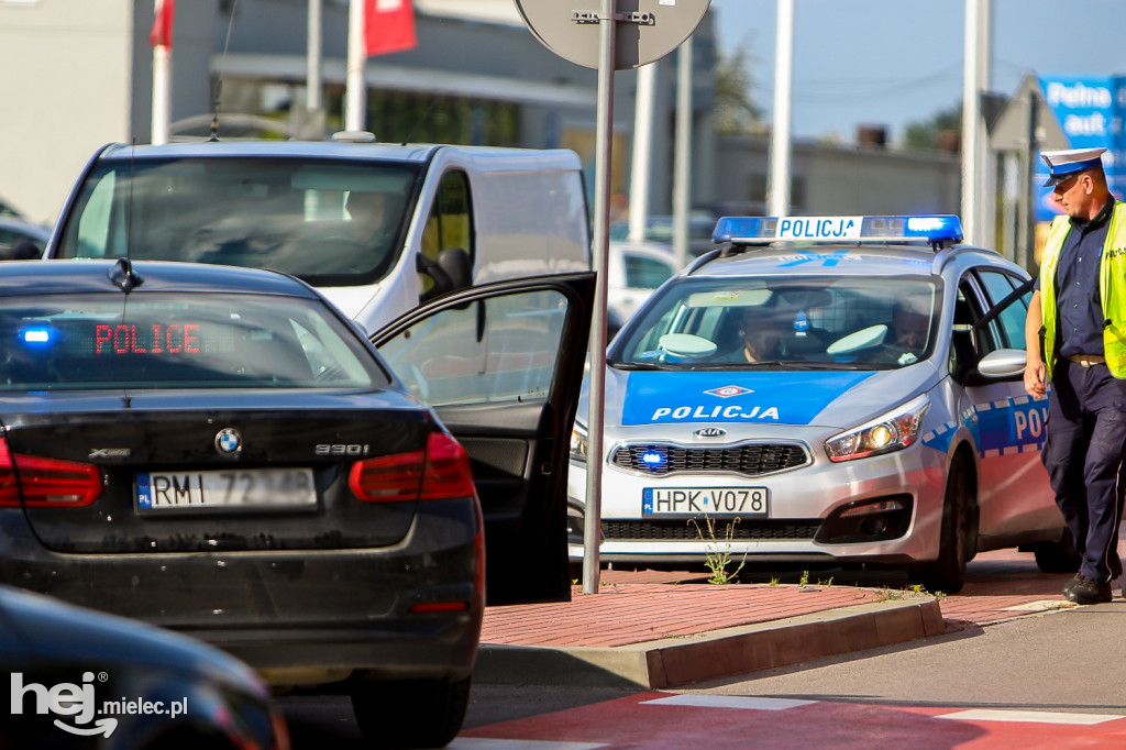 Wypadek w centrum miasta. Autobus MKS i rowerzystka