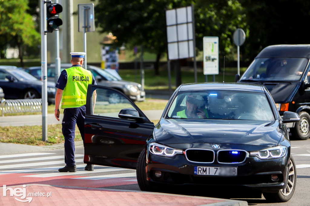 Wypadek w centrum miasta. Autobus MKS i rowerzystka