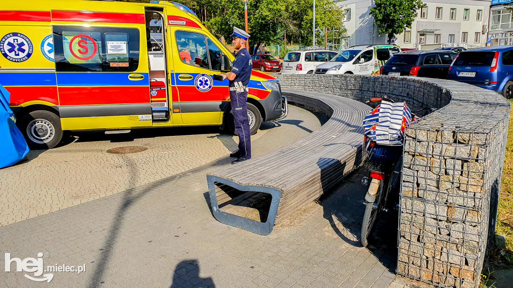 Wypadek w centrum miasta. Autobus MKS i rowerzystka