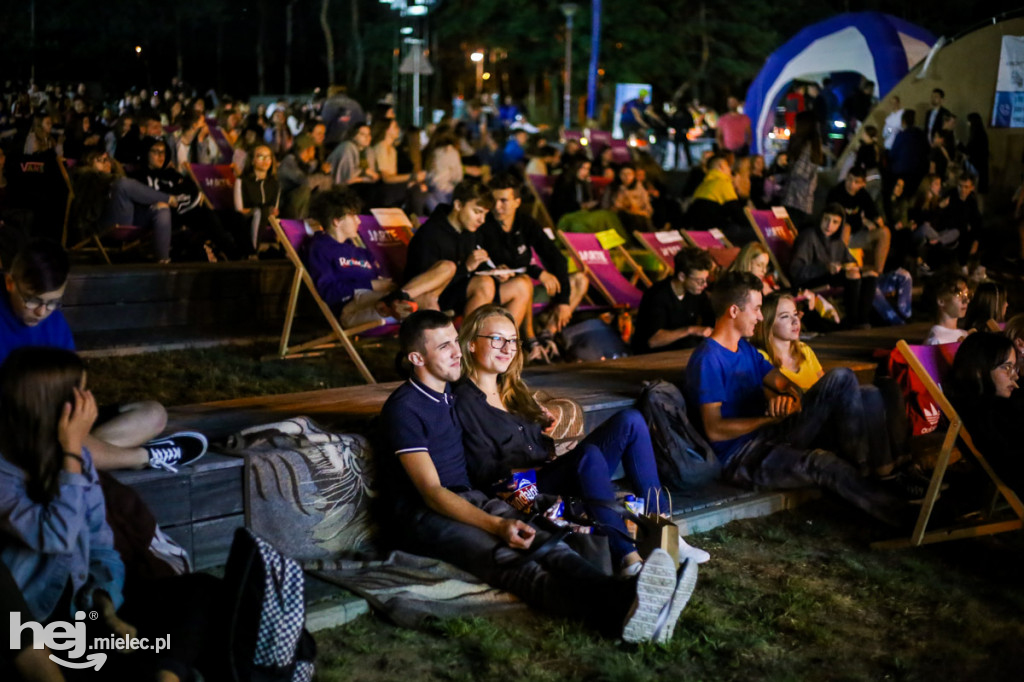 Plenerowe kino na Górce Cyranowskiej