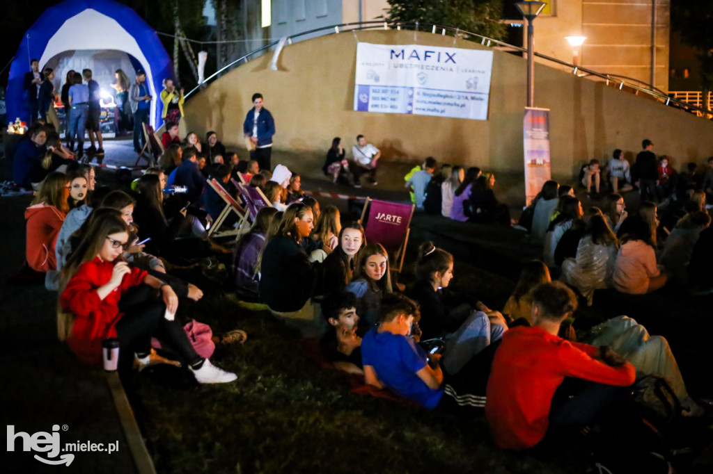 Plenerowe kino na Górce Cyranowskiej