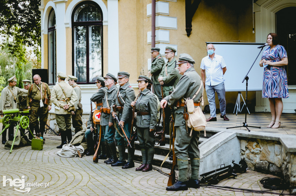 Ojczyzna w potrzebie w Parku Oborskich