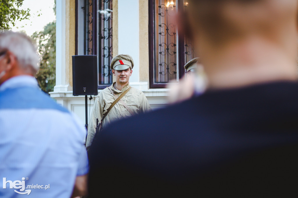 Ojczyzna w potrzebie w Parku Oborskich
