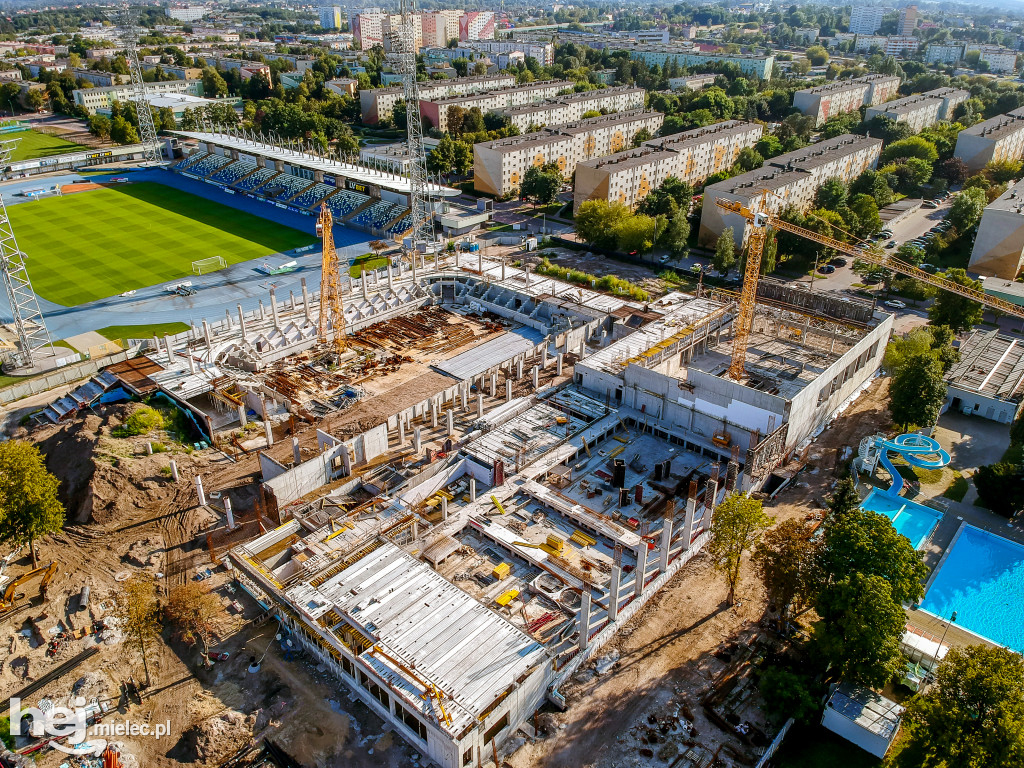 Budowa hali sportowej w Mielcu trwa