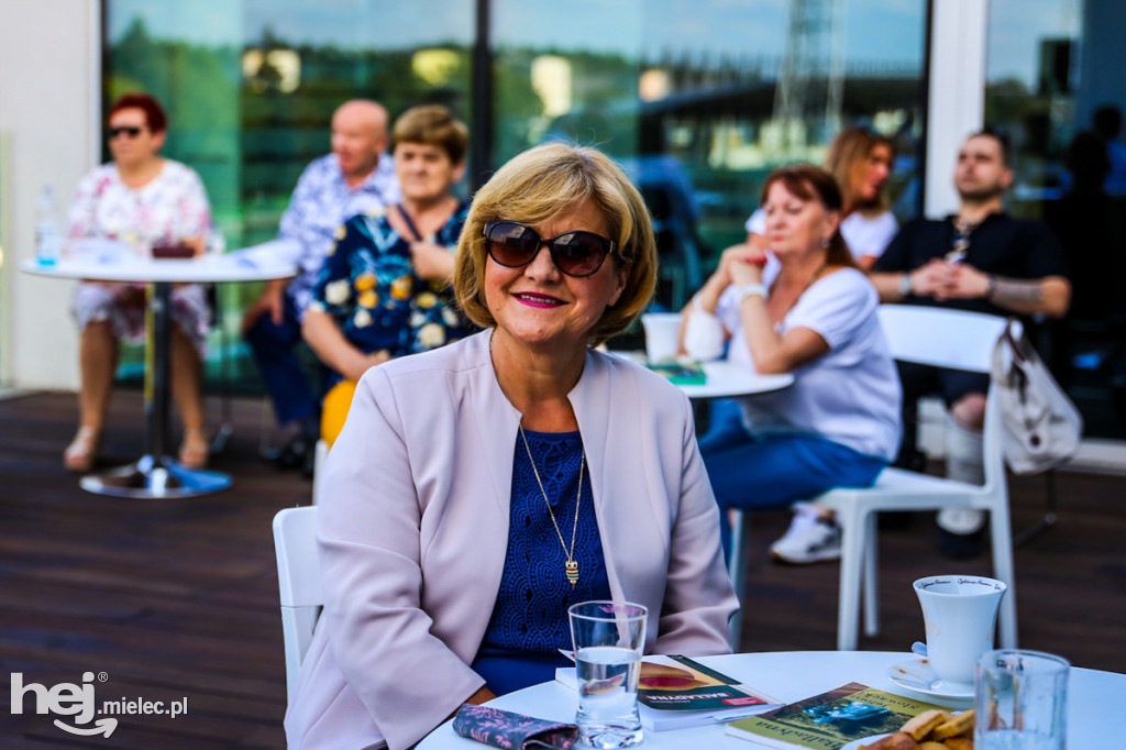 Narodowe Czytanie 2020 na tarasie Biblioteki