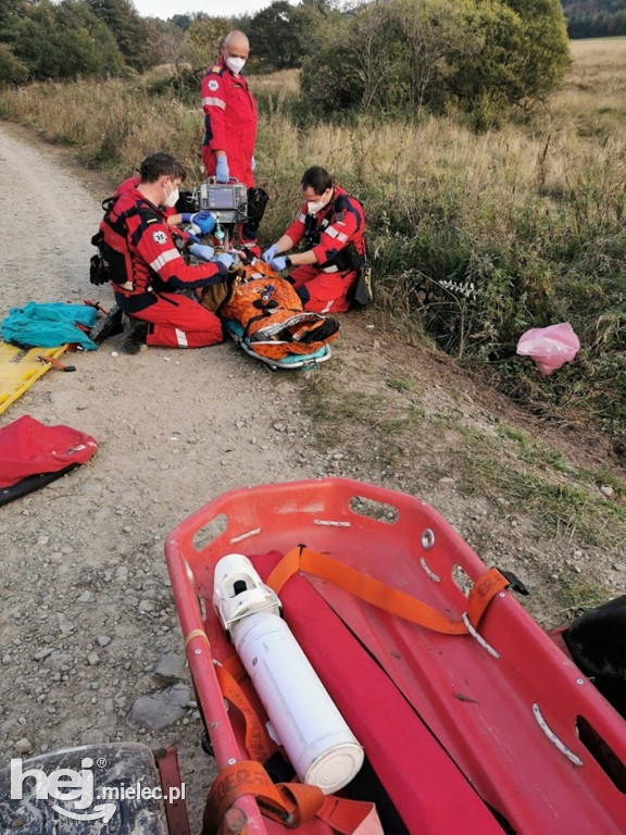 Śmigłowiec LPR do szpitala. Transport rannego spod Krynicy