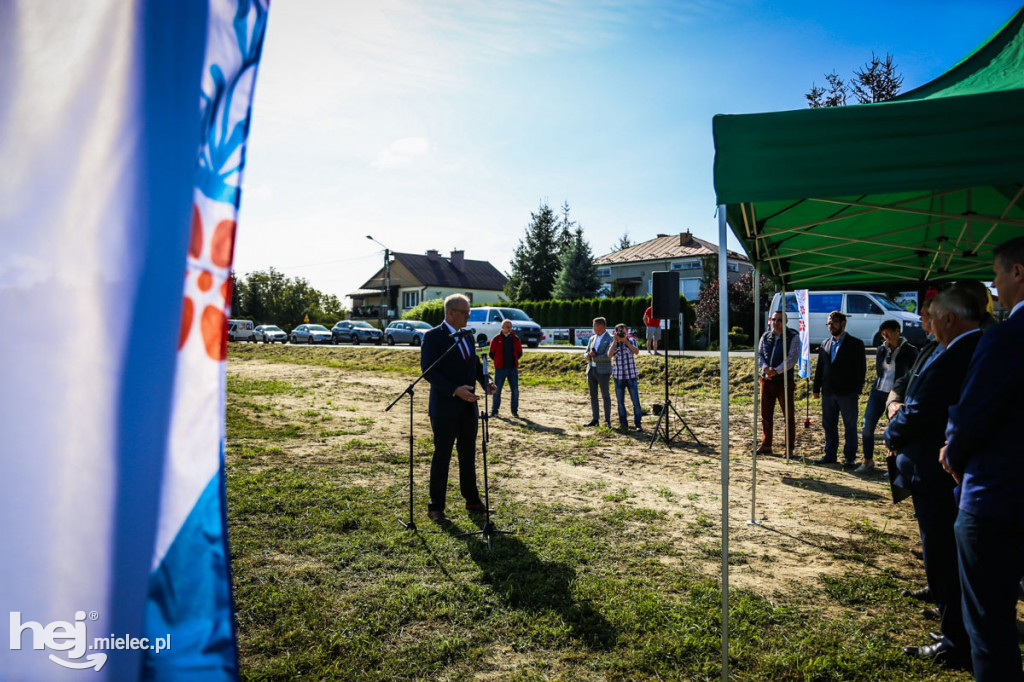 Koniec II etapu budowy kanalizacji w Podleszanach