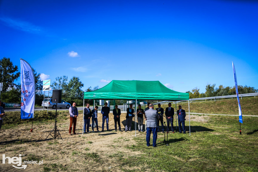 Koniec II etapu budowy kanalizacji w Podleszanach