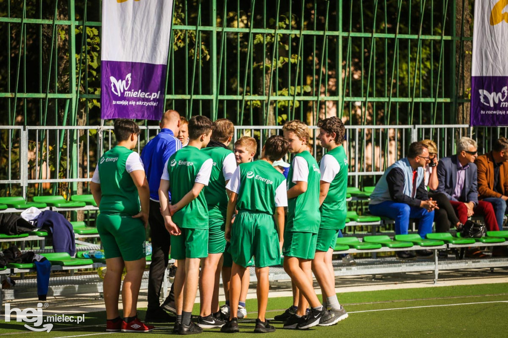 Boisko przy SP3 już działa. Powstało dzięki MBO