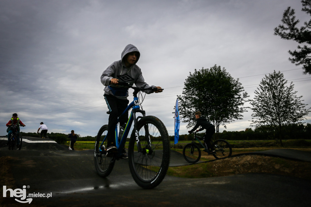 Otwarcie pumptracka w Przecławiu