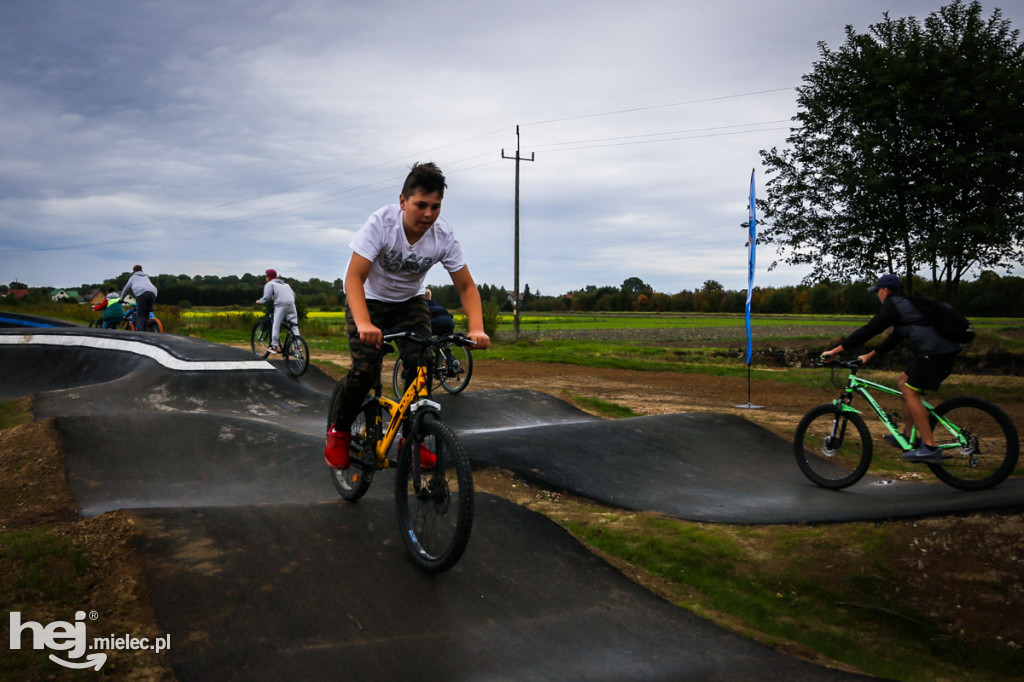Otwarcie pumptracka w Przecławiu