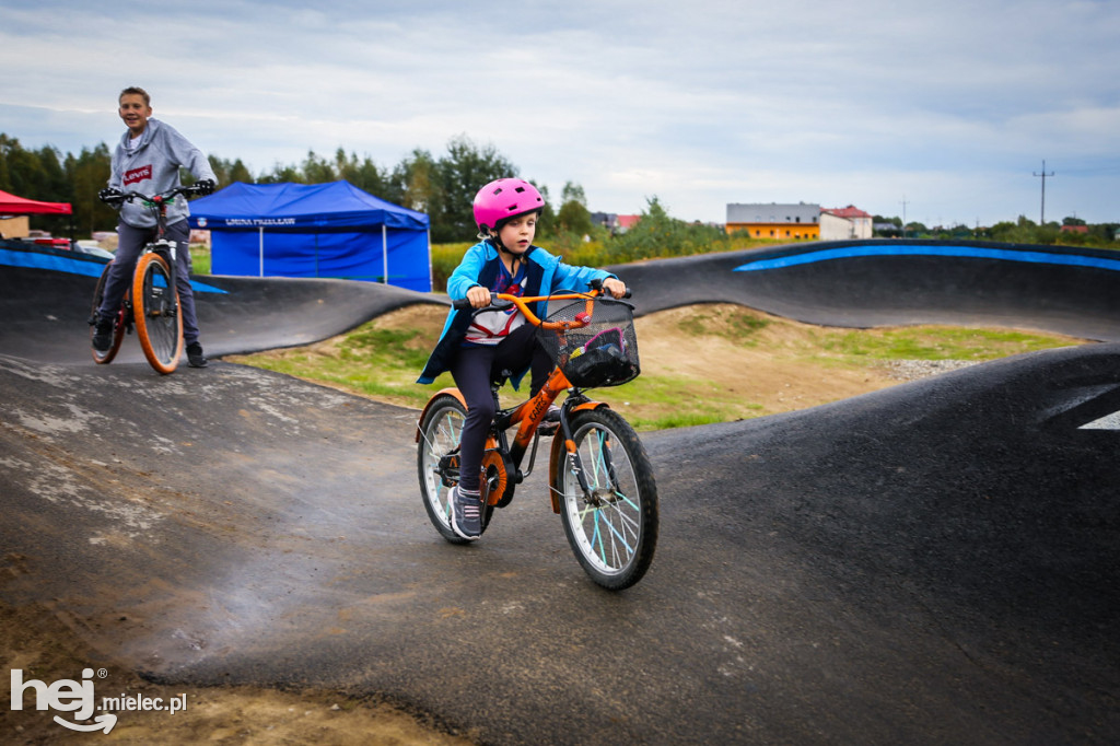 Otwarcie pumptracka w Przecławiu