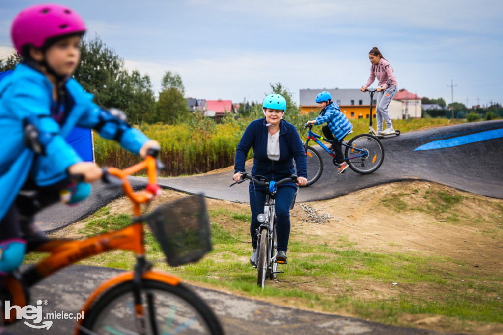 Otwarcie pumptracka w Przecławiu