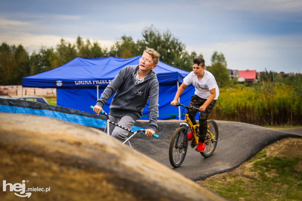 Otwarcie pumptracka w Przecławiu