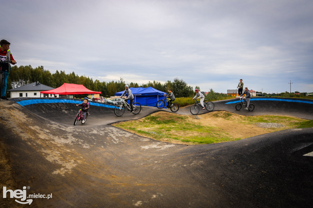 Otwarcie pumptracka w Przecławiu