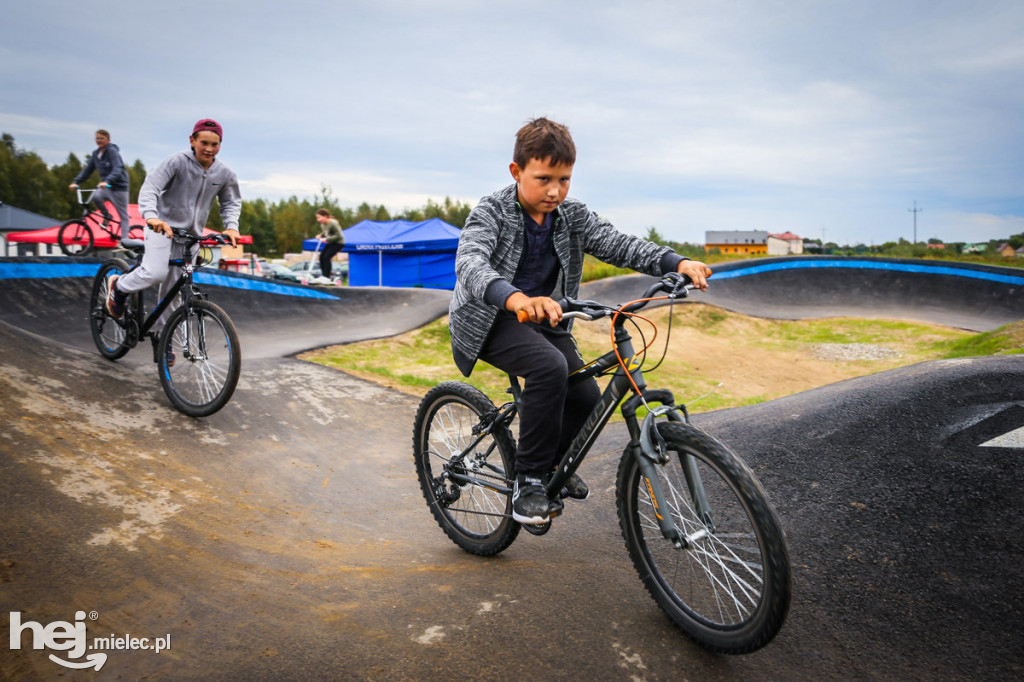 Otwarcie pumptracka w Przecławiu