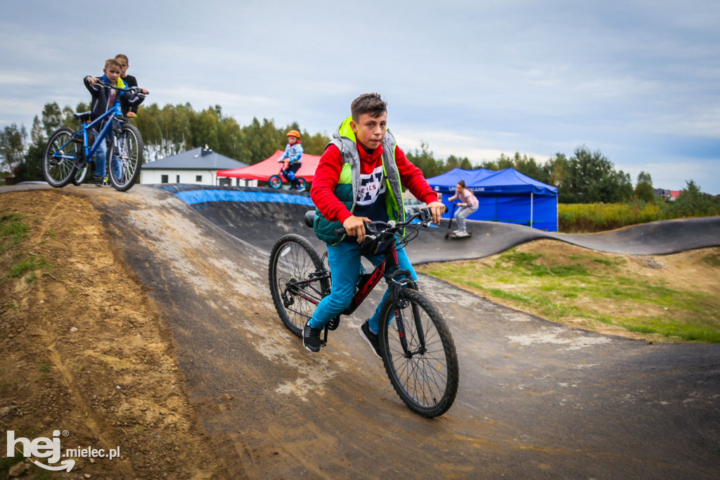 Otwarcie pumptracka w Przecławiu
