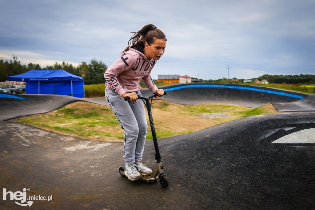 Otwarcie pumptracka w Przecławiu